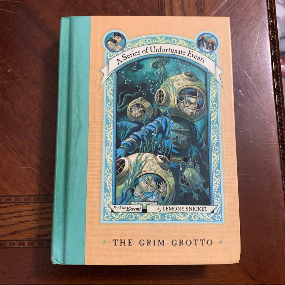 Hardback Series of Unfortunate Events The Grim Grotto Book